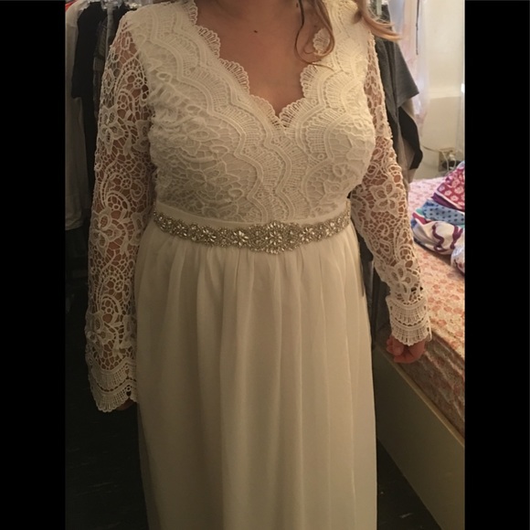 SOLD Formal/Wedding Dress - Picture 7 of 7